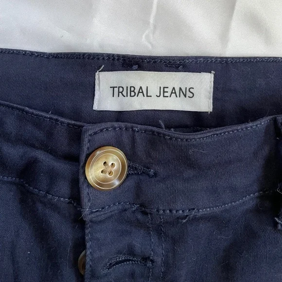 EUC Tribal Jeans Size 8 - Picture 2 of 9